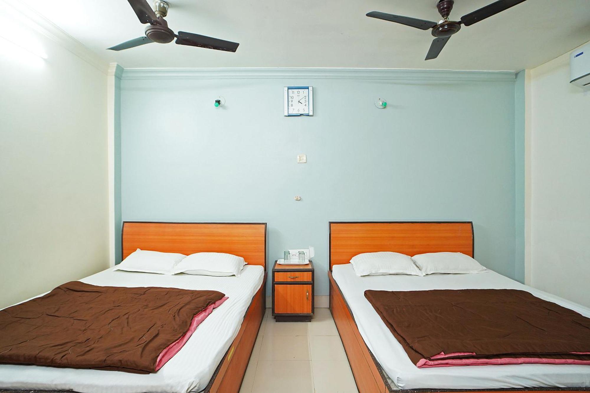 Santiniketan Hotel And Resort !! On Beach Family Resort !! มันดราโมนี ภายนอก รูปภาพ