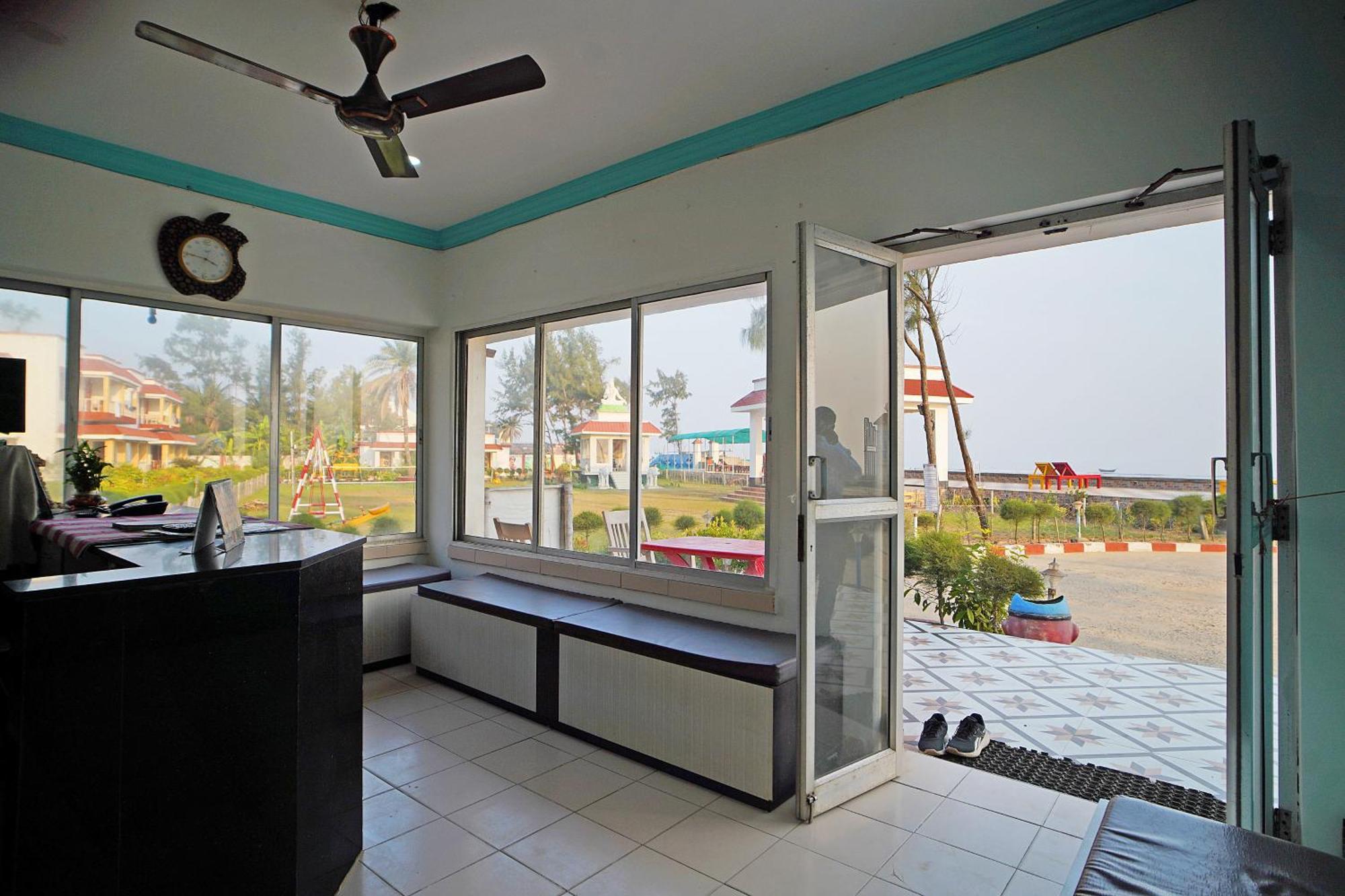 Santiniketan Hotel And Resort !! On Beach Family Resort !! มันดราโมนี ภายนอก รูปภาพ