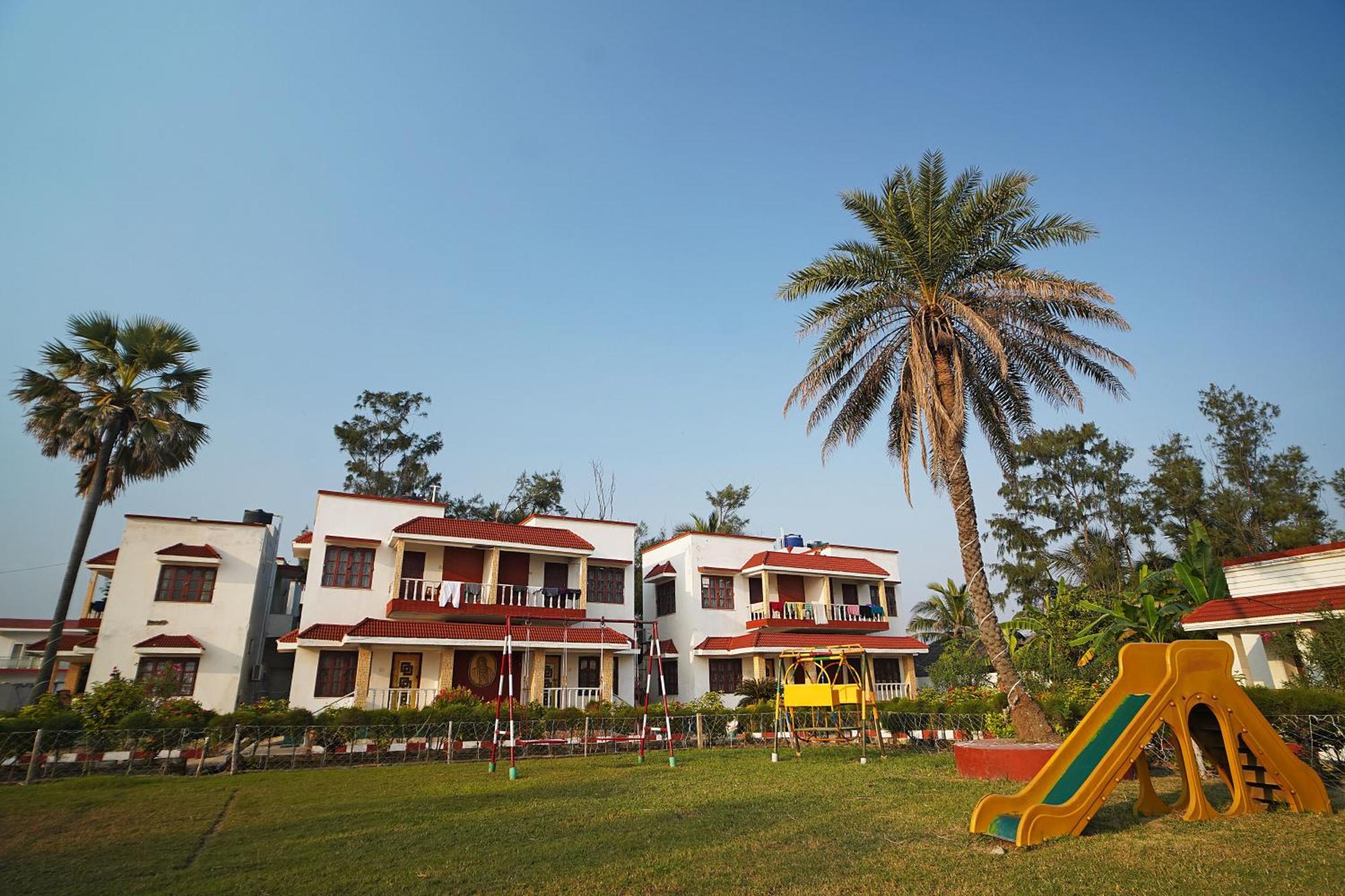 Santiniketan Hotel And Resort !! On Beach Family Resort !! มันดราโมนี ภายนอก รูปภาพ